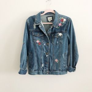 DENIM JACKET